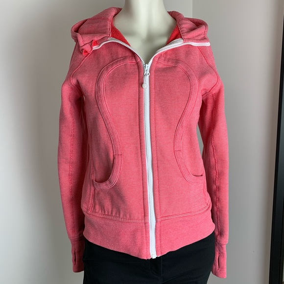lululemon athletica Tops - LULULEMON 💗💗 Scuba Hoodie!